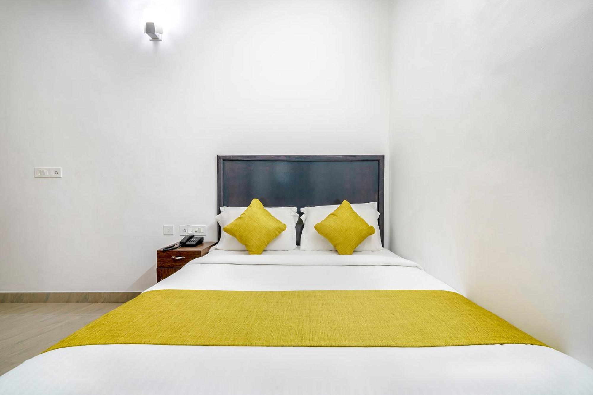 Fabhotel Abrigo Residency Anaviratty Kültér fotó