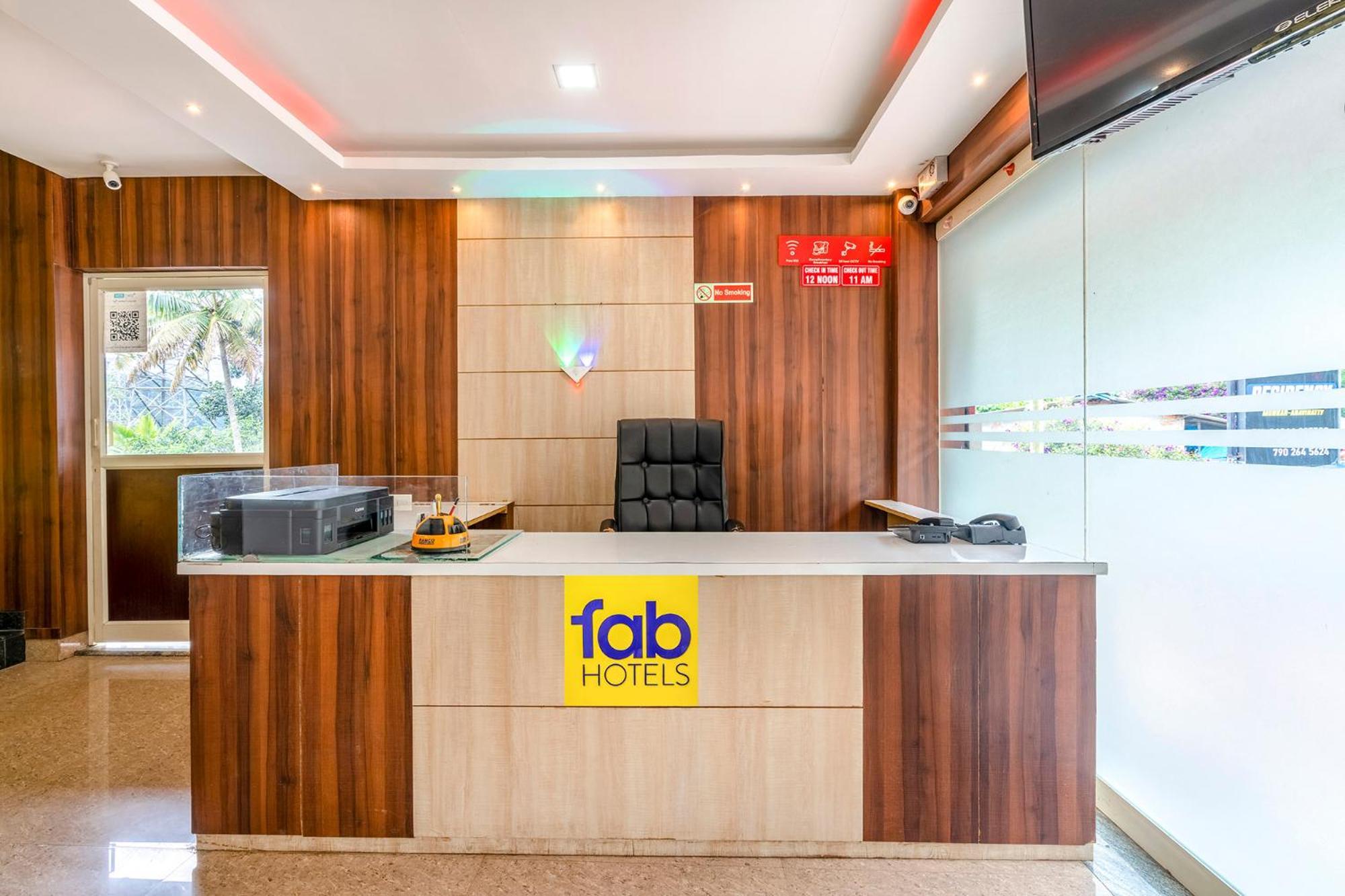 Fabhotel Abrigo Residency Anaviratty Kültér fotó
